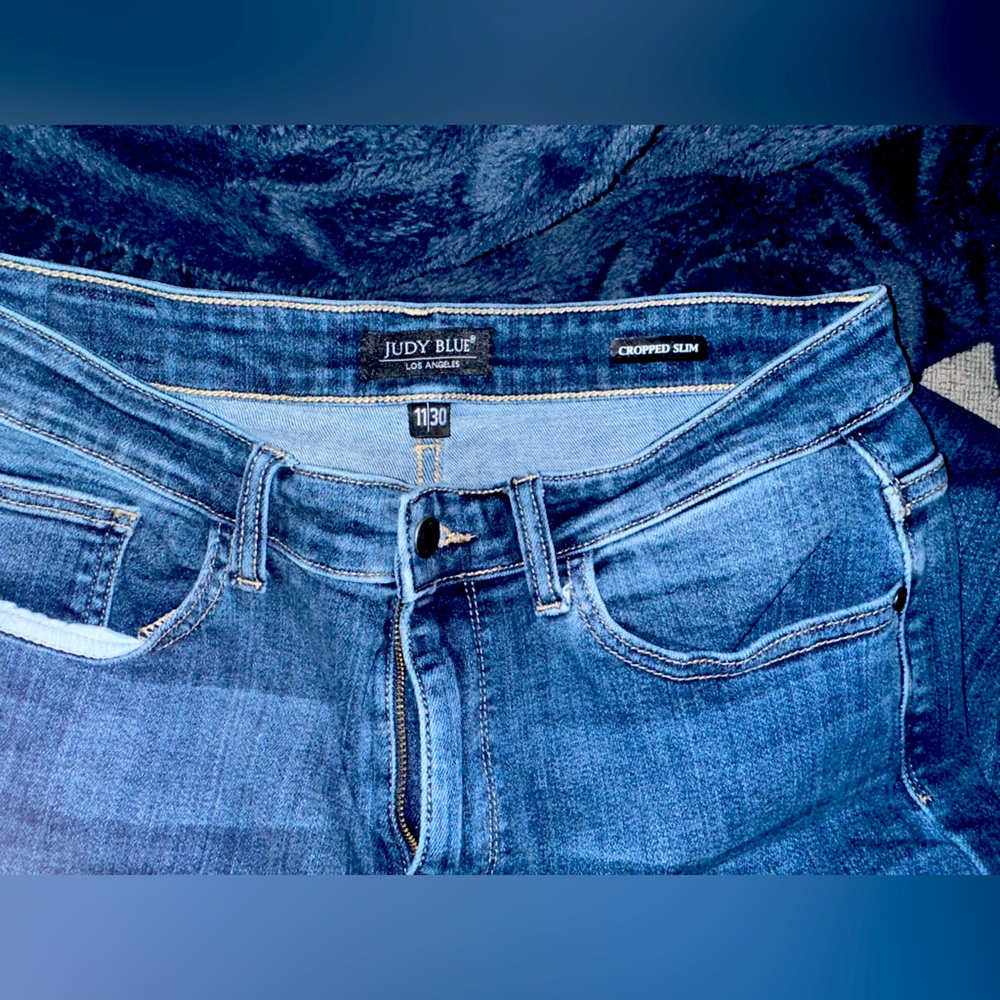 Judy Blue Non Distressed Crop Slim Jeans Size 11